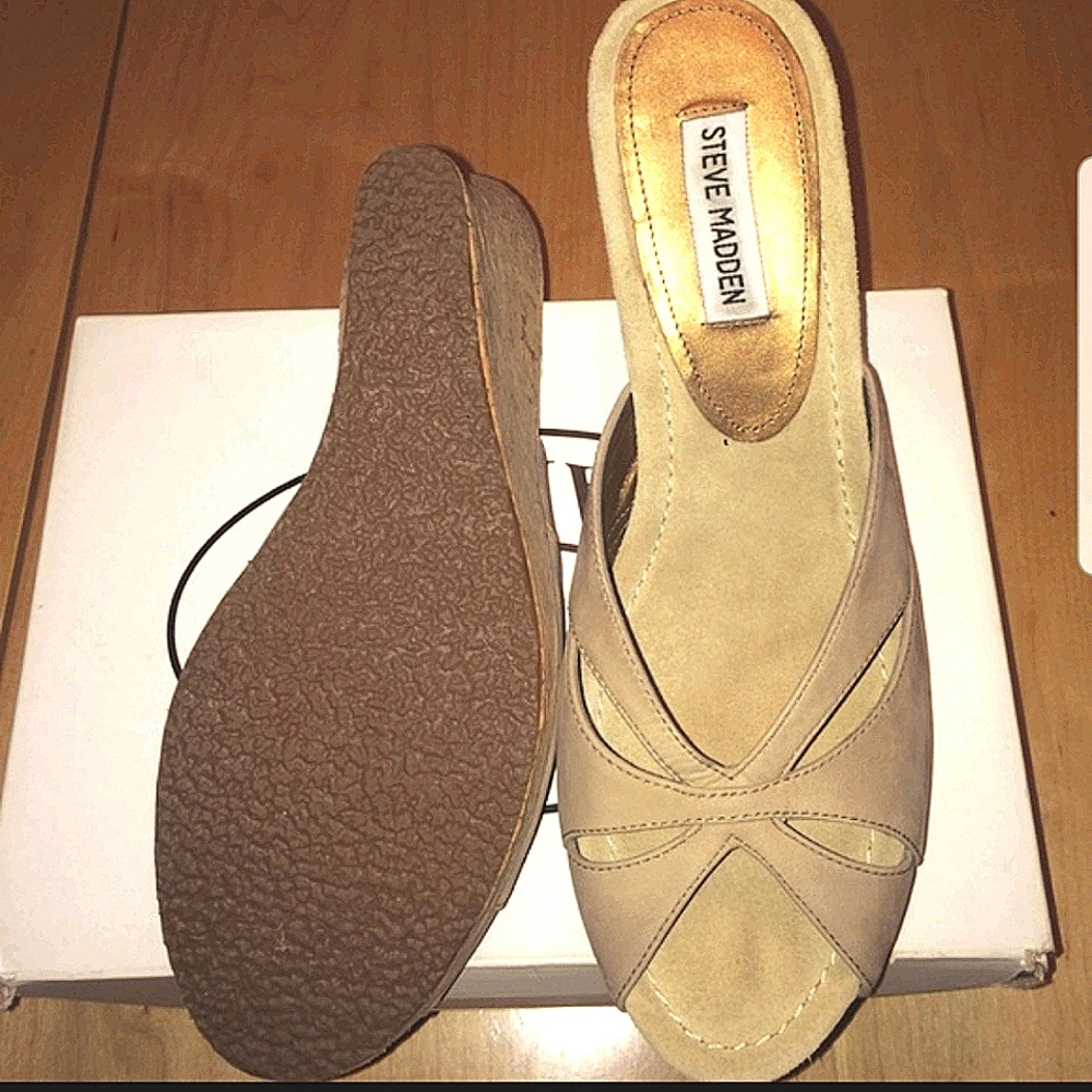 Steve Madden Wedges